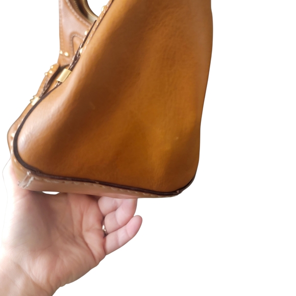 Michael Kors Tan Leather Shoulder Bag with Gold Accents - Picture 3 of 8